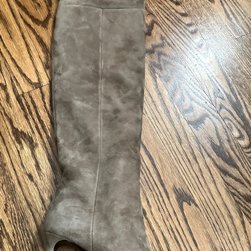 Prada suede over the knees‎ boots - Picture 4 of 10